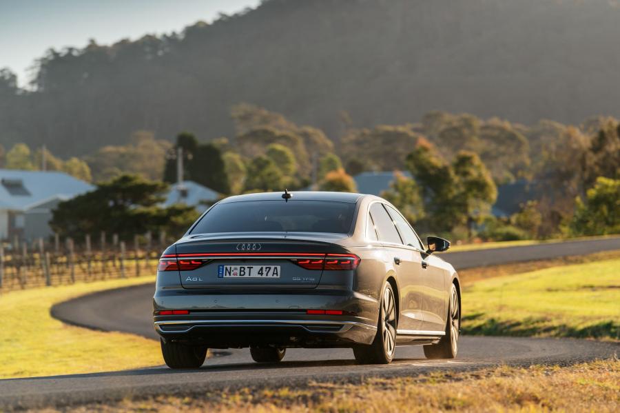  Audi A8 L 55 TFSI Quattro (D5) 2018 года  (AU) (фото 30 из 39)